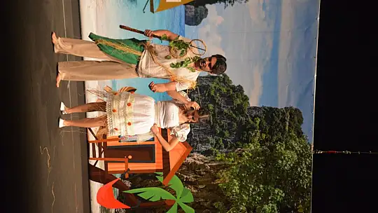 Tiyatro Festivali'ne izleyici akını