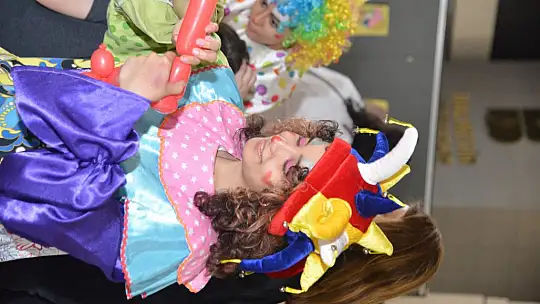Tiyatro Festivali'ne izleyici akını