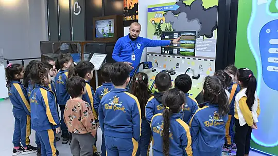 Büyükşehir Çocukları Bilimle Buluşturuyor