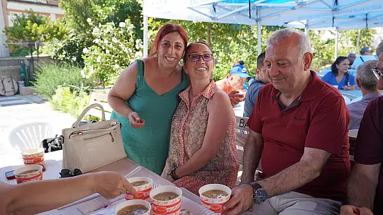 Büyükşehir'den 35 Bin Kişilik Aşure Hayrı