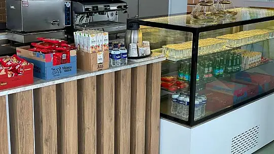 Büyükşehir'den Öğrencilere Ücretsiz Kafeterya Hizmeti