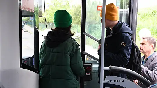 Büyükşehirden öğrencileri sevindiren ulaşım hizmeti