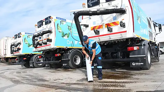 Büyükşehir'den şehrin dört bir yanında temizlik seferberliği