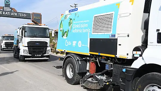 Büyükşehir'den şehrin dört bir yanında temizlik seferberliği