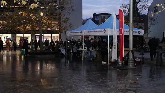 Balıkesir'de Regaip Kandili'nin manevi huzuru yaşatıldı