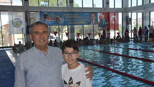 Bigadiç'te bütün çocuklar Yüzme Öğrenecek