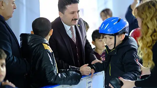 ÇOCUKLAR ALTIEYLÜL'DE MUTLU