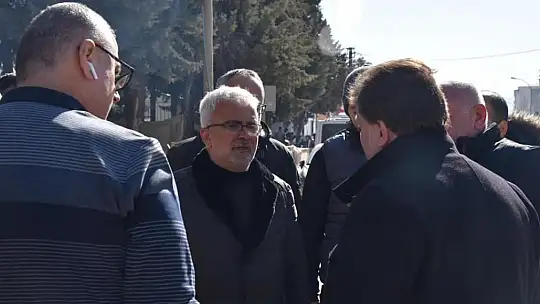 Başkan Orkan Deprem Bölgesinde Ziyaretlerini Sürdürdü