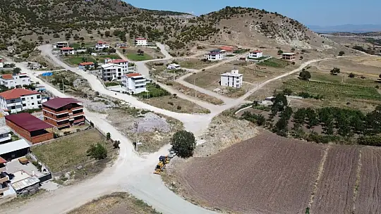 Altıeylül'de Yol Çalışmaları Sürüyor