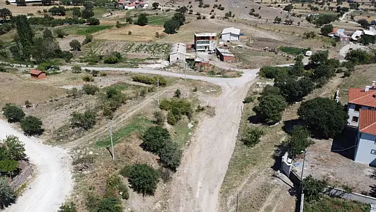 Altıeylül'de Yol Çalışmaları Sürüyor