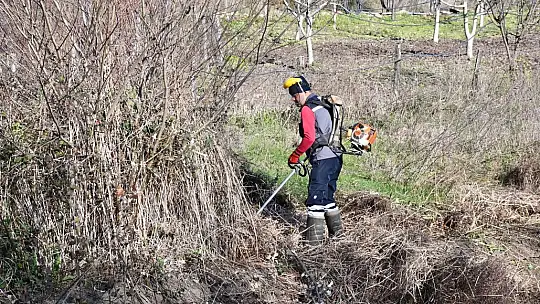 Büyükşehir, çeltik üreticisinin yanında