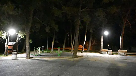 21 Saatini Şehre Adayan Başkan