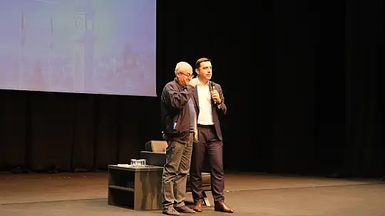 Başkan Kula, 'E-ticaretle Balıkesir'in stratejik konumu fırsatları daha da artıracak.'