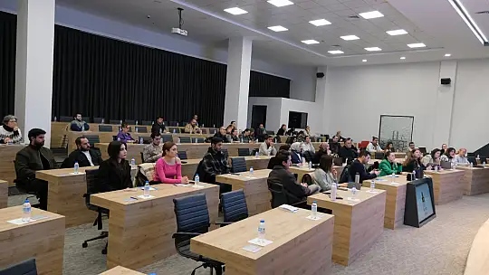 Balıkesir Ticaret Odası ve ABİGEM İş Birliğiyle   Dijital Pazarlama Eğitimi Düzenlendi