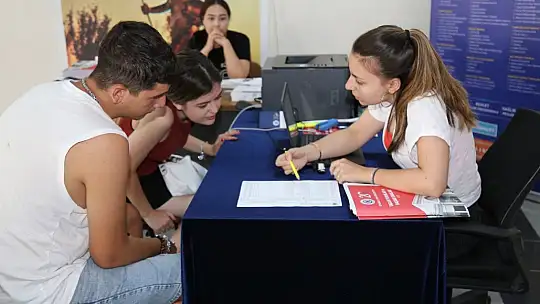 Öğrencilere ücretsiz danışmanlık hizmeti