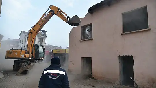 Sındırgı'da İlçenin Çehresini Değiştirecek Çalışmalar Sürüyor