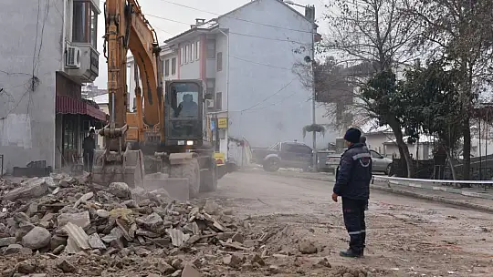 Sındırgı'da İlçenin Çehresini Değiştirecek Çalışmalar Sürüyor