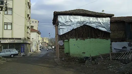 Sındırgı'da İlçenin Çehresini Değiştirecek Çalışmalar Sürüyor