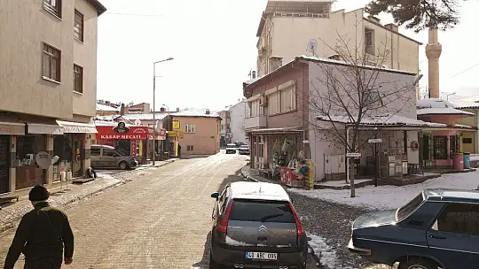 Sındırgı'da İlçenin Çehresini Değiştirecek Çalışmalar Sürüyor