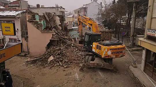 Sındırgı'da İlçenin Çehresini Değiştirecek Çalışmalar Sürüyor