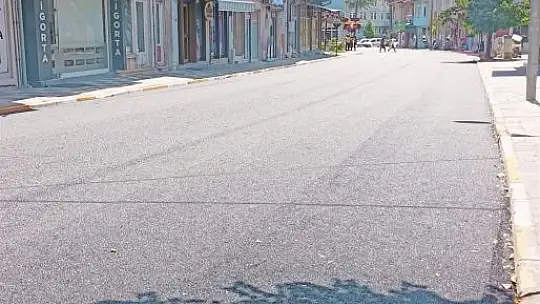 Büyükşehir, Dursunbey Caddelerini Konfora Kavuşturuyor