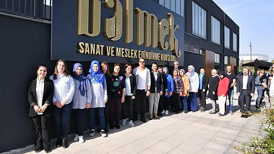 Engin Altan Düzyatan Büyükşehir'e Hayran Kaldı