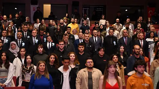 Baktılar, Gördüler, Çektiler Ödüllerini Aldılar