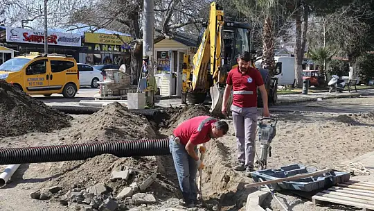 Altınkum Mahallesi'nde Yollar Yenileniyor