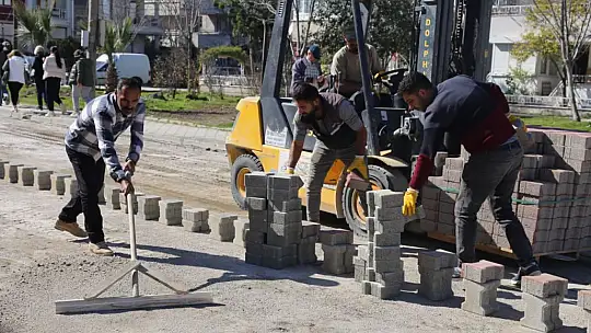 Altınkum Mahallesi'nde Yollar Yenileniyor
