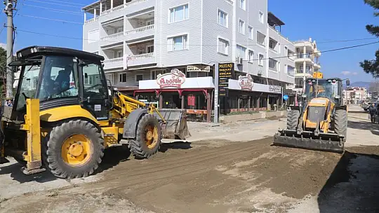 Altınkum Mahallesi'nde Yollar Yenileniyor