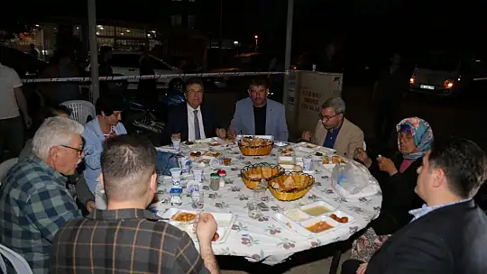 Başkan Arslan Vatandaşlarla İftar Sofrasında Buluştu