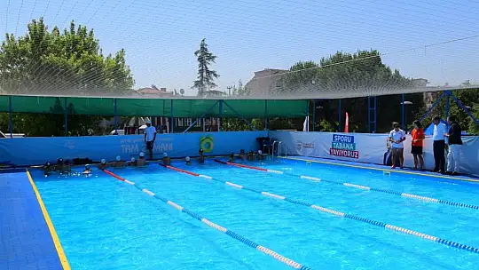 Yüzme Bilmeyen Kalmasın Projesi