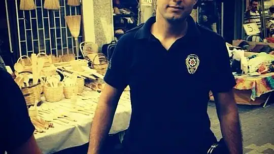 Edremit'te şehitlerimizin isimleri gururla yaşatılıyor