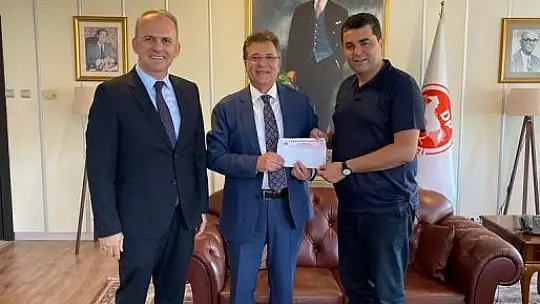 Başkan Arslan'dan Liderlere Kitap Fuarı Daveti