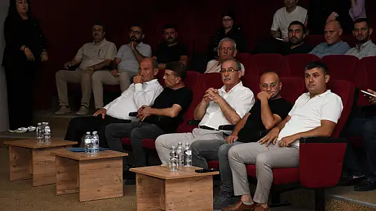 Halkın talepleri muhtarlar aracılığıyla dile getiriliyor