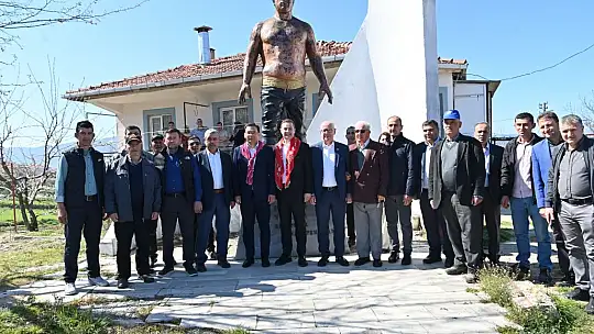Başkan Akın Koca Çınarları Yalnız Bırakmadı