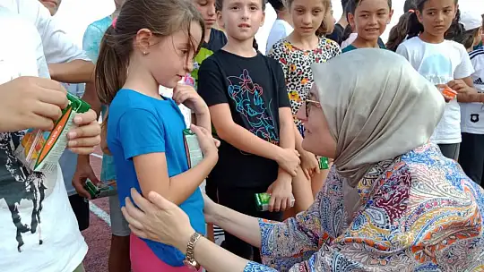 Belgin Uygur İlçe Ziyaretlerine Devam Ediyor