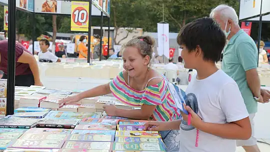 5. Edremit Kitap Fuarı 13 Ağustos'ta Başlıyor!