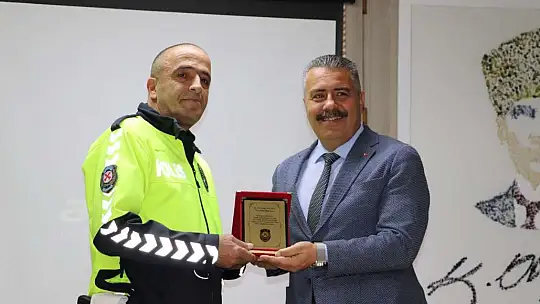 Trafik Ve İlkyardım Haftası Mimar Sinan İlkokulunda Kutlandı