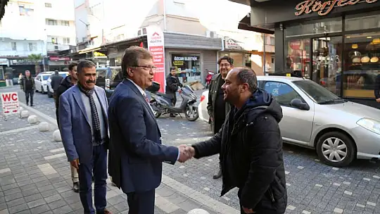 Başkan Arslan Altınoluk Esnafını Ziyaret Etti