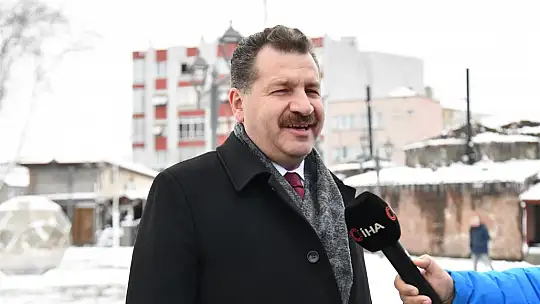 BBB 555 Personeli 214 Aracıyla Karla Mücadele Ediyor