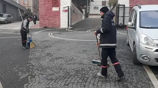 KARESİ'DE HERYER PIRIL PIRIL OLUYOR