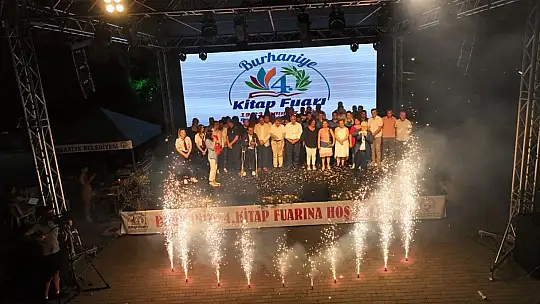 Burhaniye Kitap Fuarı Kapanış Töreni İle Sonlandı
