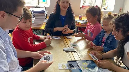 Karesi'nin Çocukları Oynayarak Öğreniyor
