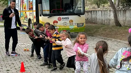 Karesi'nin Çocukları Oynayarak Öğreniyor