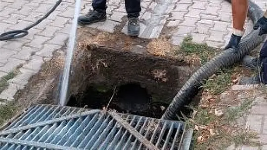 Mazgal Temizlikleri Aralıksız Devam Ediyor