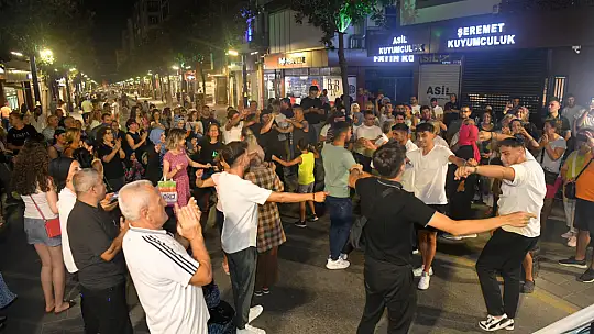 Milli Kuvvetler, Hafta Sonları Müzikle Anılacak