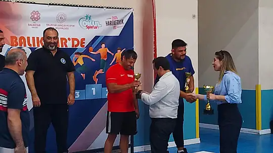 Minderde zafer Büyükşehir'in! Genç sporcular 14 madalya kazandı