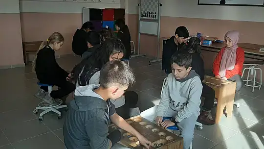 Okullarda 'Hareketli Yaşam ve Sportif Faaliyetler' Devam Ediyor