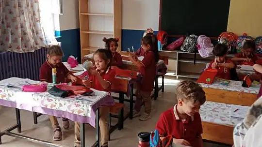 'Sınıf Bizim, Çocuklar Bizim' Projesi